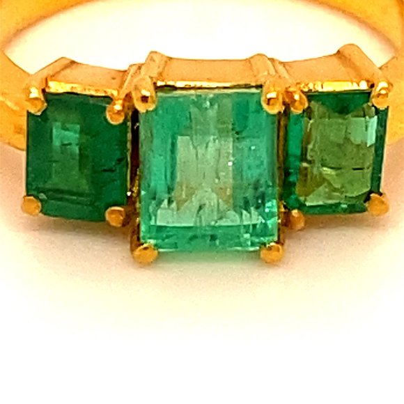 Panjshir Emerald 2.05ct Solid 22K Yellow Gold Ring - Picture 8 of 8